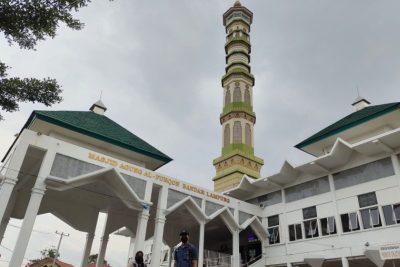 menara masjid agung al furqon bandar lampung